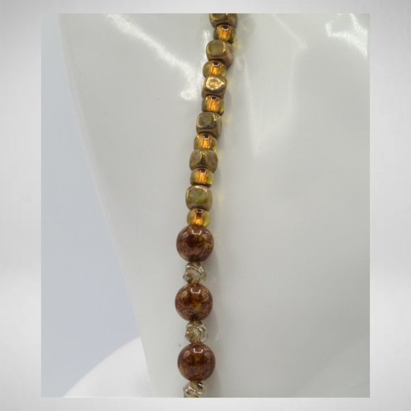 Brown and Topaz Colour Beaded Jewelry Set - Picture 4 of 6